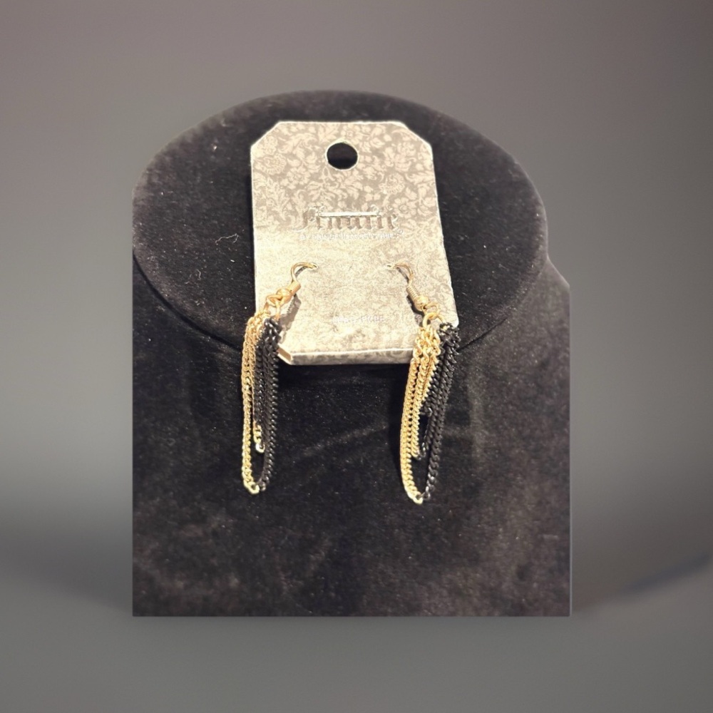 Vintage Elegant Gold Tone Silky Chain Fringe Earrings Black And Gold